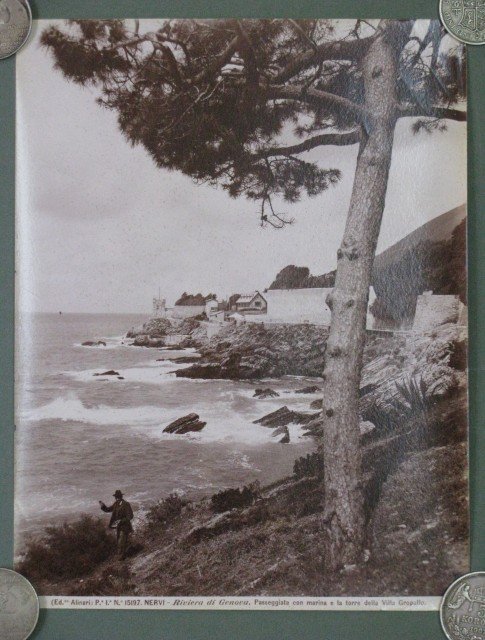 NERVI, Genova. Splendida vista della marina e della torre di …