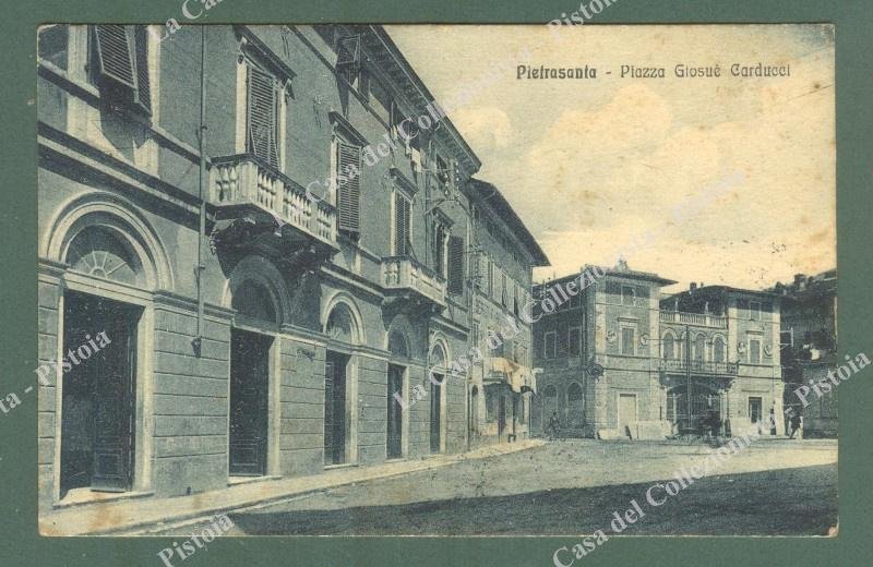 PIETRASANTA, Lucca. Piazza Carducci. Cartolina d&#39;epoca viaggiata nel 1927