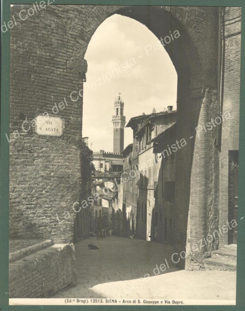 SIENA. Arco di S.Giuseppe e via Dupr√®. Foto originale Brogi, …