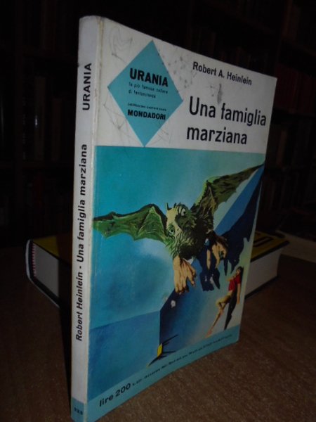 4 libri di fantascienza. (Cosmo) e (Urania) Una famiglia marziana. …