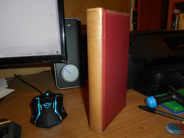 A Bibliography of Dancing
