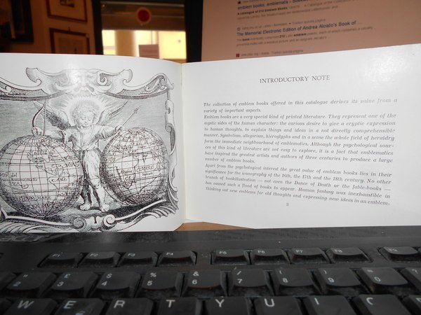 A catalogue of 212 emblem books. Iconography 50 emblem books …