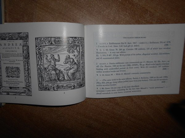 A catalogue of 212 emblem books. Iconography 50 emblem books …