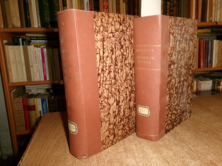 AA. VV. MISCELLANEA LABORATORIO TERAPIA. Innumerevoli Opuscoli/Estratti in 2 vol.