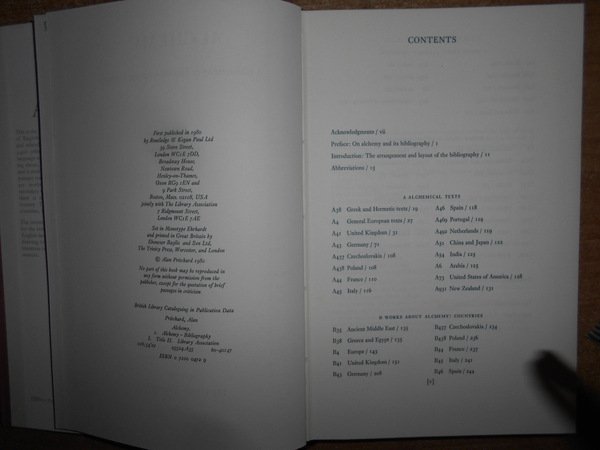 ALCHEMY. A Bibliography of English-Language Writings