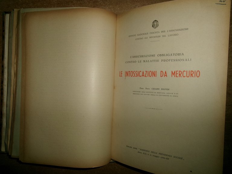Autori Vari MISCELLANEA di numerosi opuscoli/estratti riguardanti la medicina...