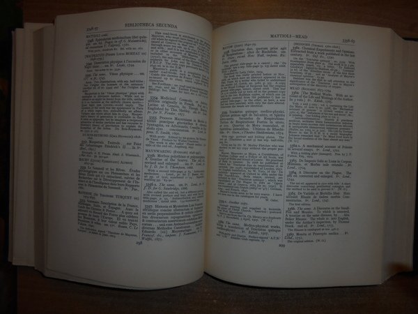 BIBLIOTHECA OSLERIANA. A CATALOGUE OF BOOKS ILLUSTRATING the History of … | Immagine Gallery 1