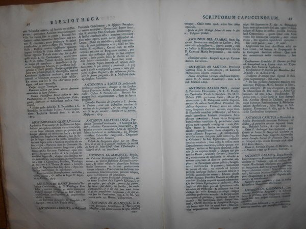 BIBLIOTHECA Scriptorum Ordinis Minorum S. Francisci Capuccinorum retexta & extensa. …