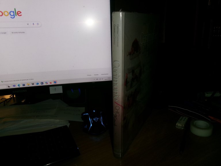 Cerimonie. Chic e kitsch-di Cristina Castagnari (Autore) Gabriella Guidali 2011 | Immagine Gallery 1