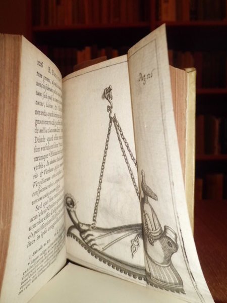 De Calceo Antiquo et Jul. Nigronus. (unito) De Caliga Veterum …