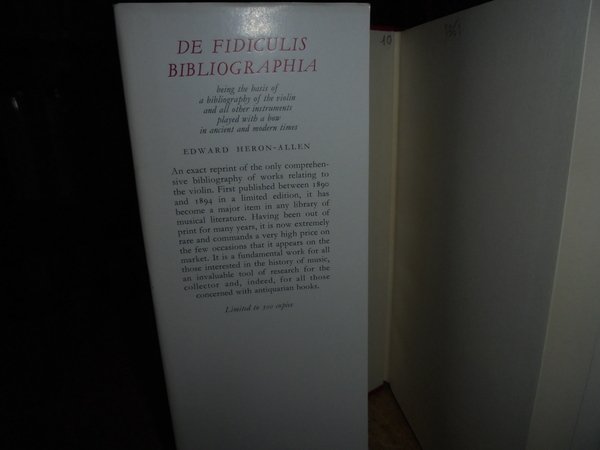 DE FIDICULIS BIBLIOGRAPHIA being the basis of a bibliography of …