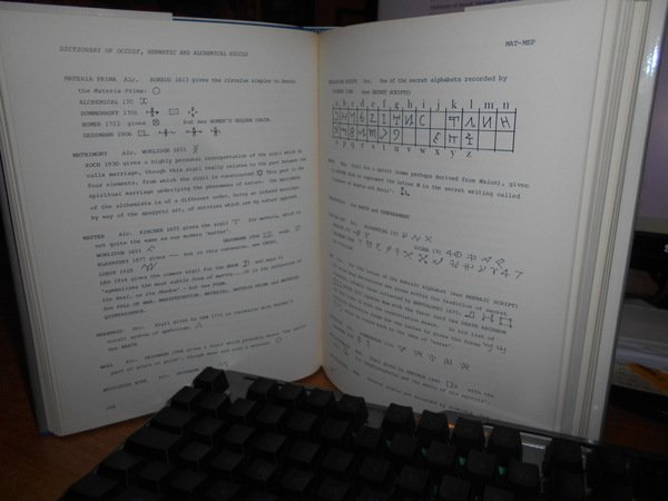 DICTIONARY OF OCCULT, HERMETIC AND ALCHEMICAL SIGILS