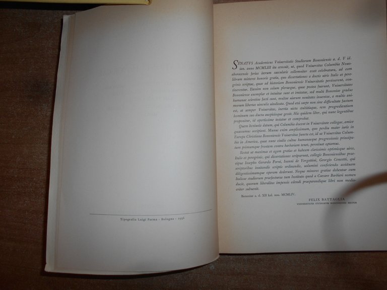 Dissertationes historicae de Universitate Studiorum Bononiensi... Universitas