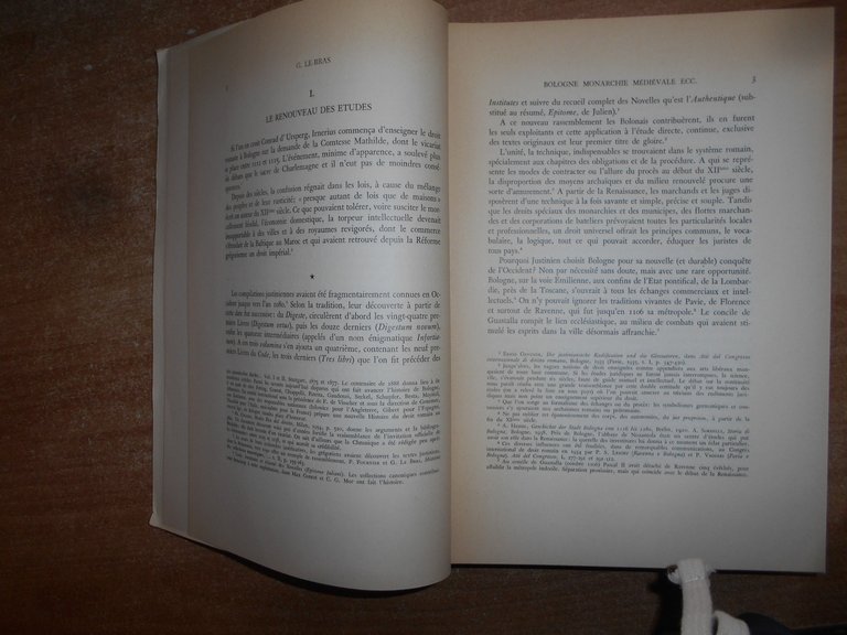 Dissertationes historicae de Universitate Studiorum Bononiensi... Universitas