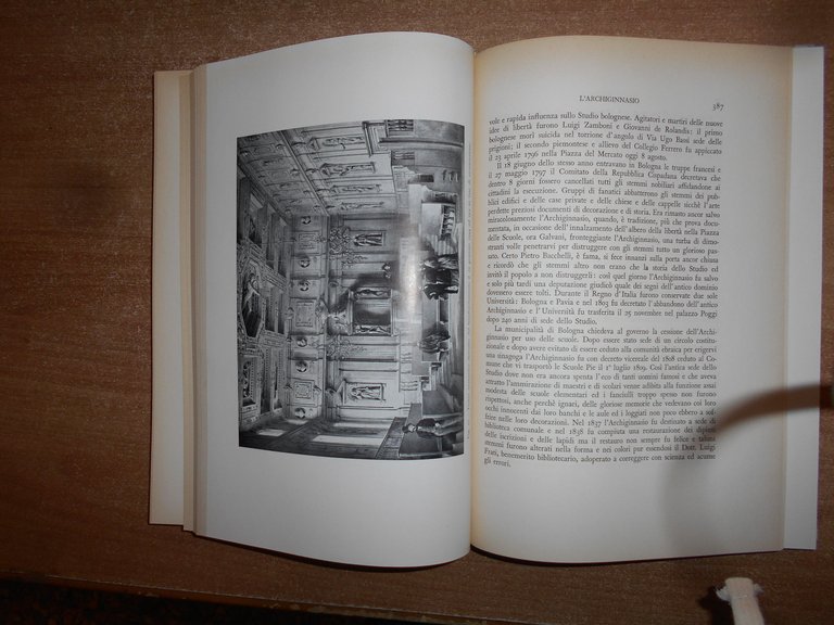 Dissertationes historicae de Universitate Studiorum Bononiensi... Universitas