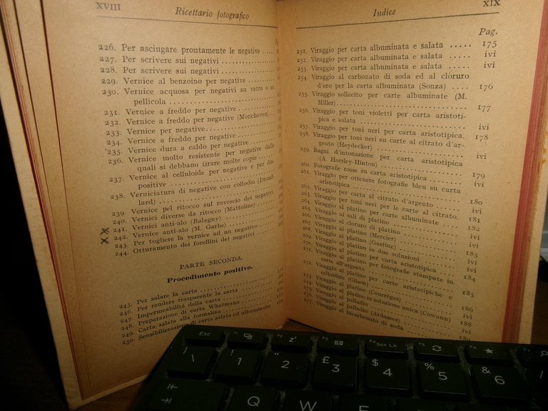 Dott. LUIGI SASSI. RICETTARIO FOTOGRAFICO/ Manuali HOEPLI VI edizione 1923