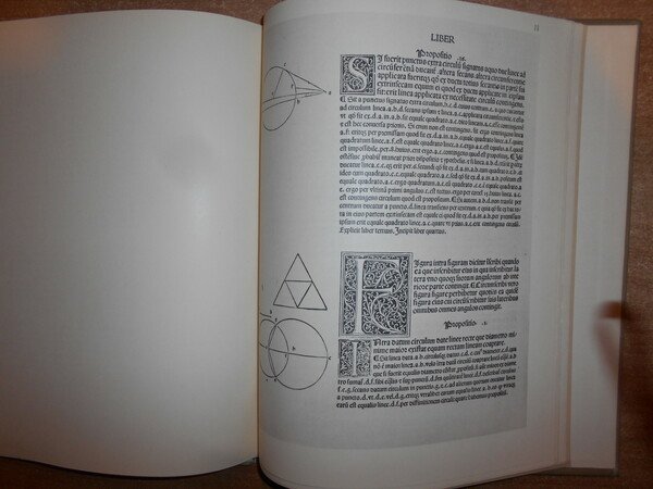 Early editions of Euclid's Elements