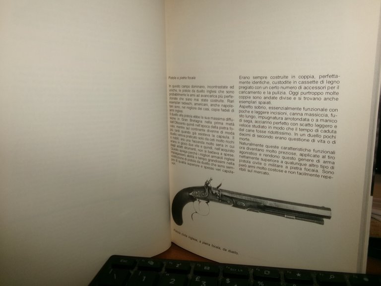 ENRICO ARRIGONI. Avancarica Moderna - Editoriale Olimpia, 1984