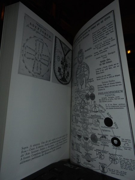 (Esoterismo) I ROSACROCE storia e leggenda di un ordine occulto