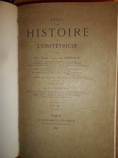 Essai d' une Histoire de l' Obstétricie. Traduit de l' …