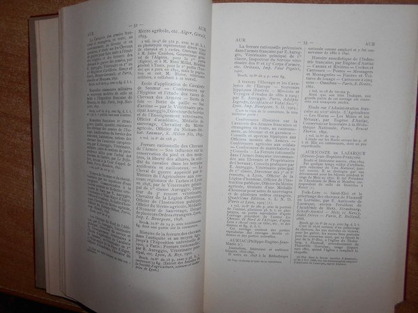 Essai de BIBLIOGRAPHIE HIPPIQUE donnant la description détaillée des ouvrages …