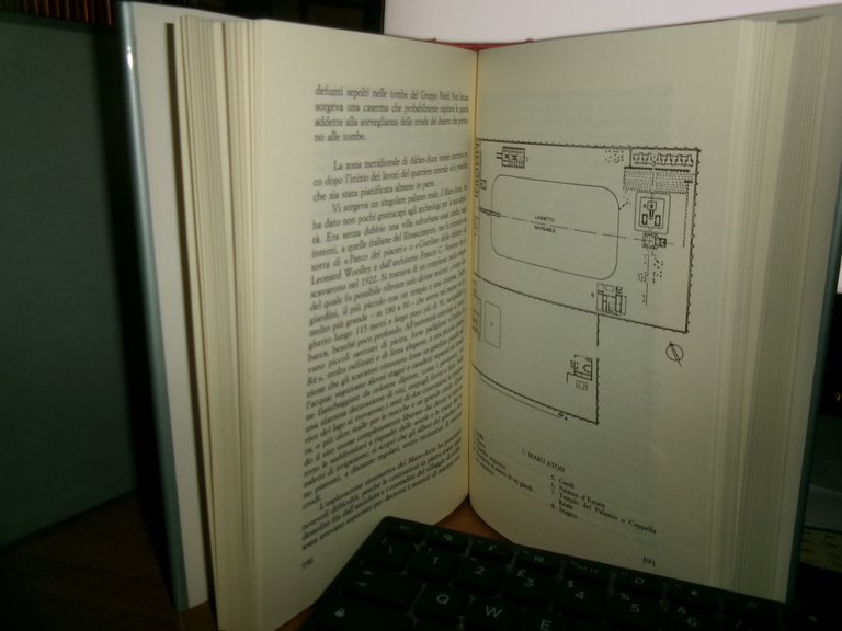 FRANCO CIMMINO. AKHENATON e NEFERTITI storia dell' Eresia Amarniana 1987