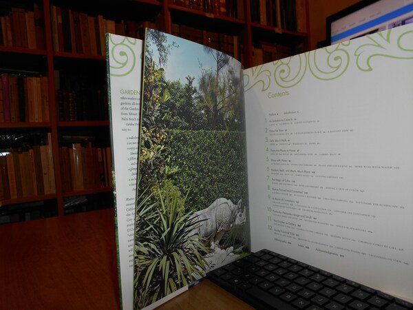 Gardens Private & Personal: A Garden Club of America