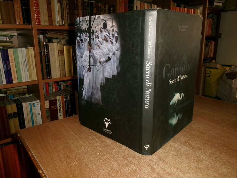 GARGANO Sacro di Natura a cura di Claudio Grenzi 2002