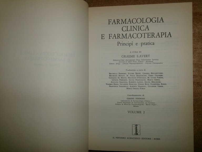 GRAEME S. AVERY. FARMACOLOGIA Clinica e FARMACOTERAPIA Principi e Pratica. …