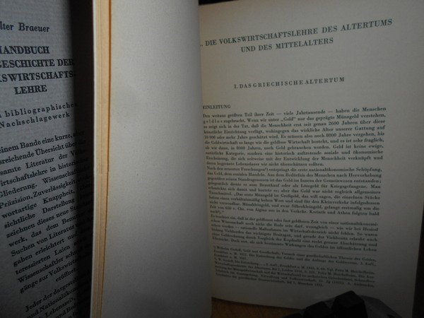 Handbuch zur Geschichte der Volkswirtschaftslehre. Ein bibliographisches Nachschlagewerk