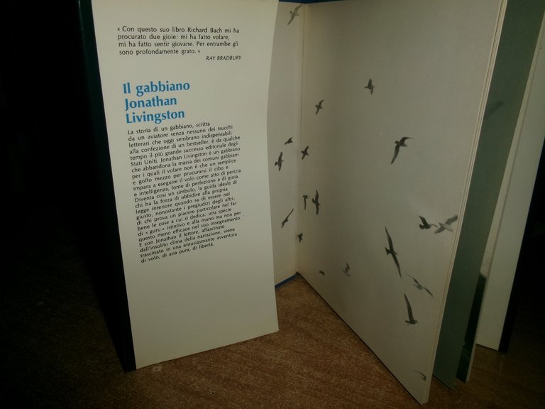 IL GABBIANO Jonathan Livingston Richard Bach Fotografie di Russel Munson …