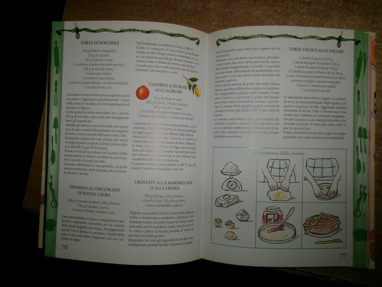 L'oracolo delle torte. Ricettario per fare in casa biscotti, dolci, …