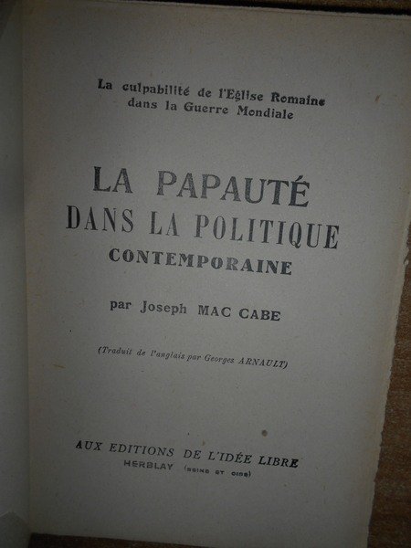 La Papauté dans la Politique contemporaine