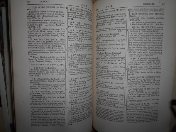 LES SUPERCHERIES LITTÉRAIRES DÉVOILÉES