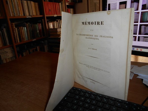 Mémoire sur La Decomposition des Fractions Algébriques