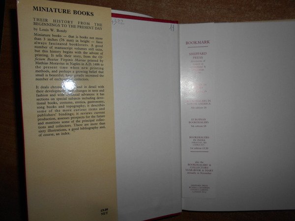 MINIATURE BOOKS. The History from the beginnings in the present …