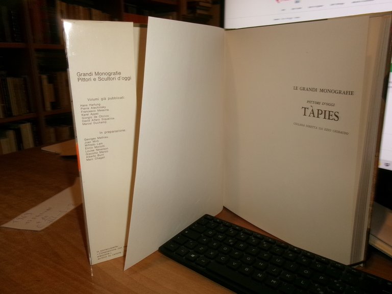 (Monografia) Tàpies. Michel Tapié. Fratelli Fabbri Editori. Prima edizione 1969.