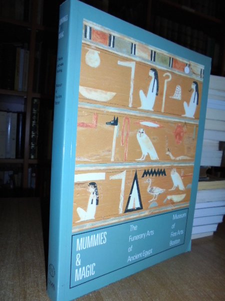 MUMMIES & Magic