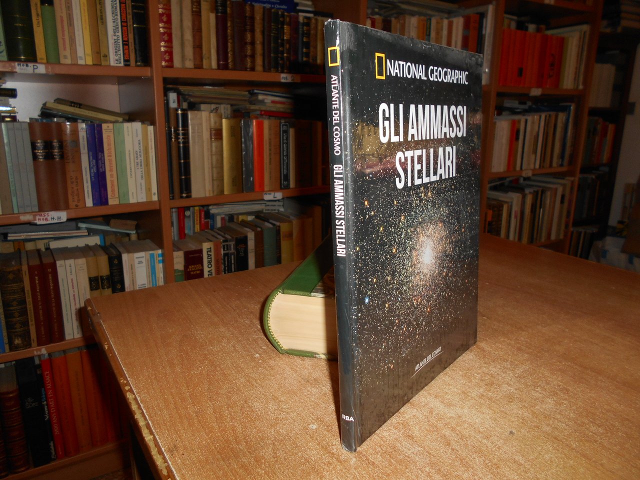 National Geographic - GLI AMMASSI STELLARI - Atlante del Cosmo …