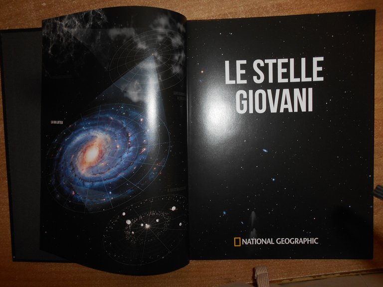 National Geographic - LE STELLE GIOVANI - Atlante del Cosmo …