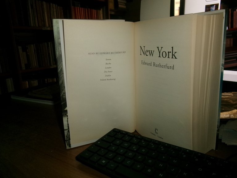 NEW YORK. Edward Rutherfurd 2009