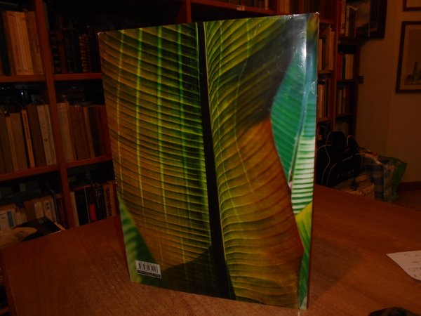 PLANTWORLDS. Photographs by ANDREA JONES