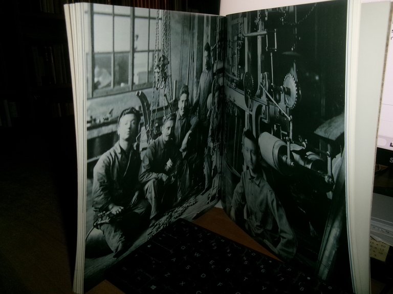 ROBERTO CURTI e MAURA GRANDI. Imparare la Macchina/Getting to Know …