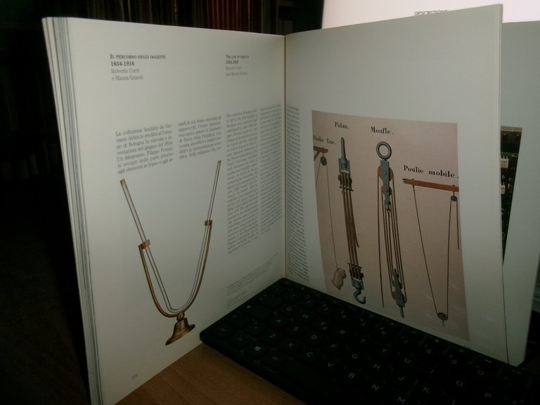 ROBERTO CURTI e MAURA GRANDI. Imparare la Macchina/Getting to Know …