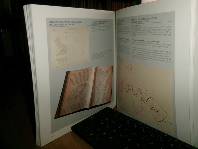 ROBERTO CURTI e MAURA GRANDI. Imparare la Macchina/Getting to Know …