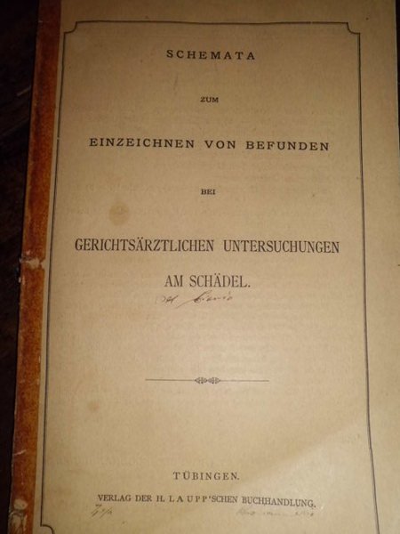 Schemata Zum Einzeichnen von Befunden bei Gerichtsarztlichen Untersuchungen am Schadel. …