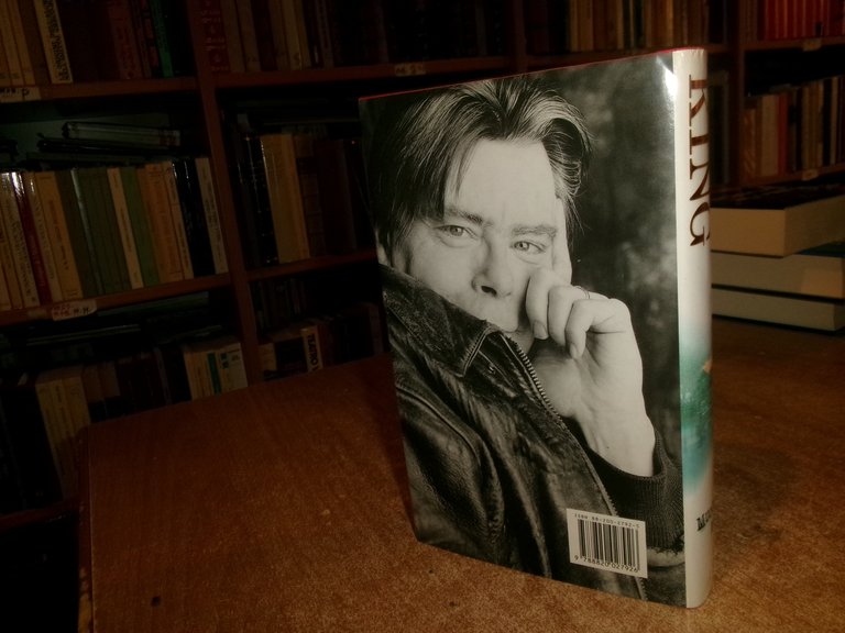 STEPHEN KING. Mucchio d' Ossa una storia d' amore maledetta …