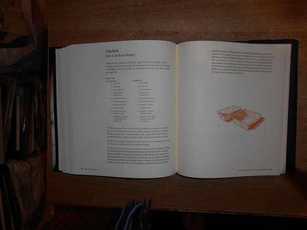 THE BREAD BIBLE. 300 Favorite Recipes.