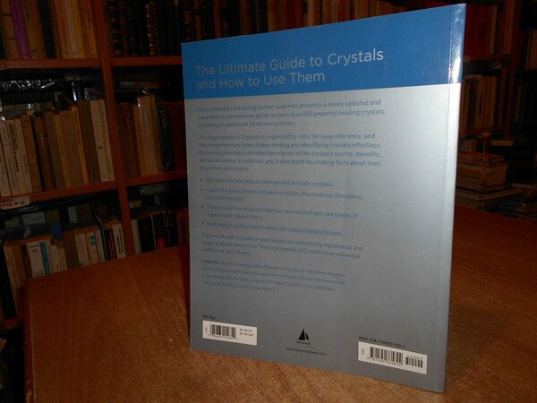 The Encyclopedia of Crystals. Revised and expanded edition