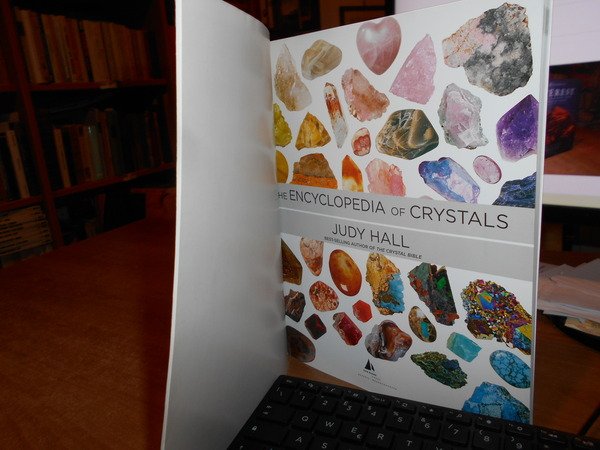 The Encyclopedia of Crystals. Revised and expanded edition